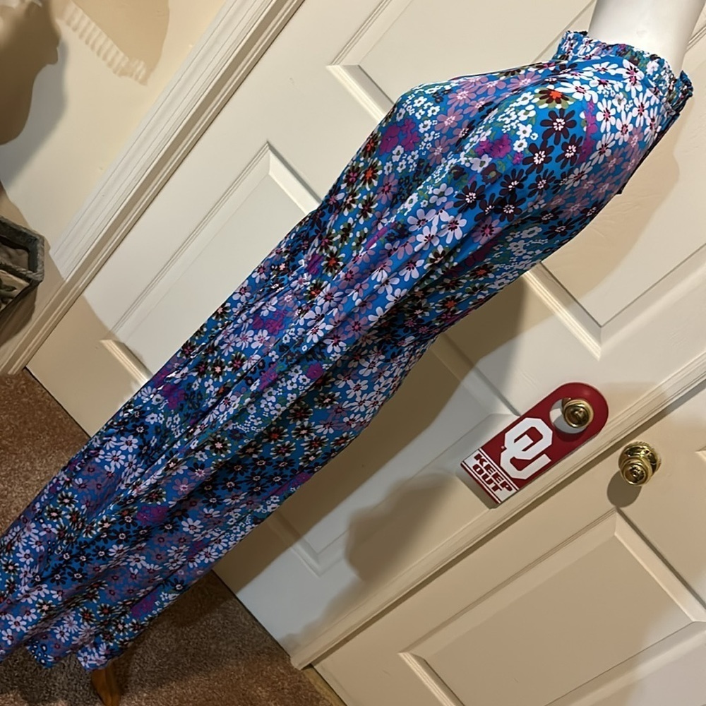 Kate Spade Pacific Petals Midi/Maxi Dress. - Picture 6 of 16